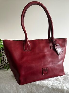 Dooney & Bourke Medium Russell Florentine Leather Toe in Bordeaux NWOT
